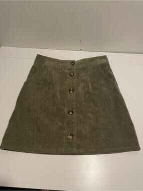 Everly Brand Size Small Olive Green Corduroy Style Mini Skirt Button Up Pockets